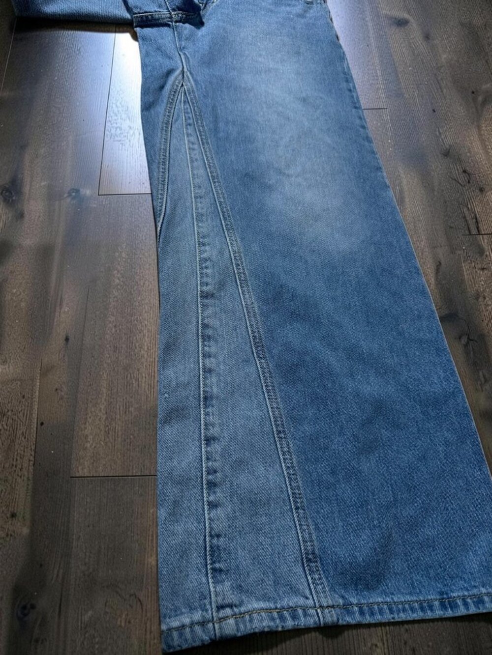 Levi’s 94 Baggy Wide Leg Women's Jeans W28 Y2K Loose Fit Light Wash Denim - Picture 7 of 15